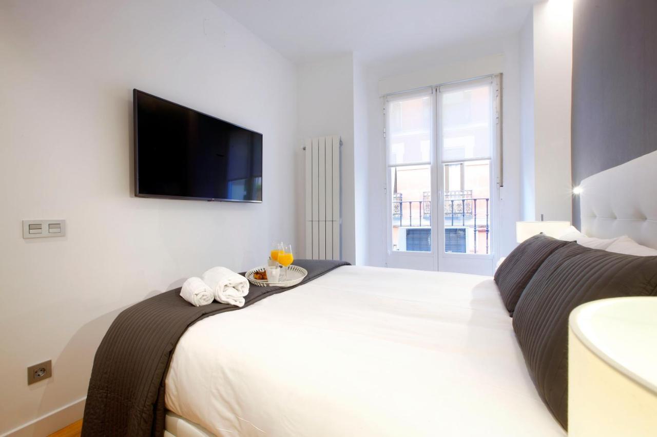 Tirso Boutique Apartment มาดริด ภายนอก รูปภาพ